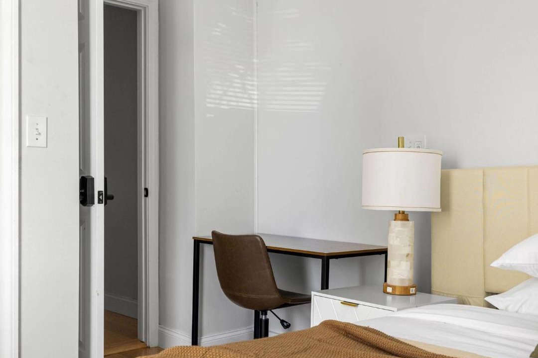 Photo of Bedroom in East Somerville