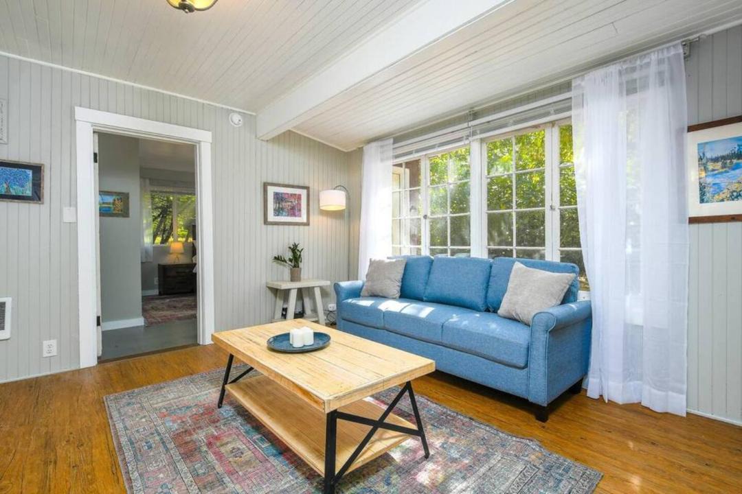 Photo of Others in Old Evergreen Highway