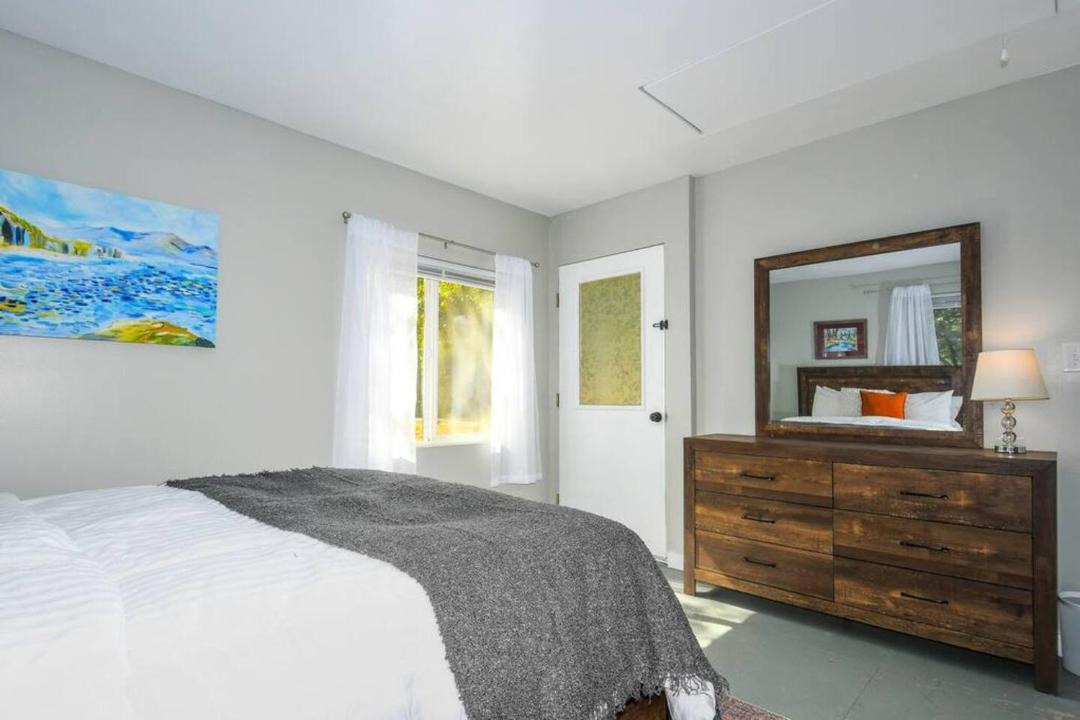 Photo of Bedroom in Old Evergreen Highway