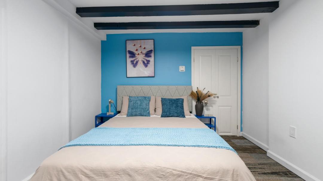 Photo of Bedroom in Manhattan Beach