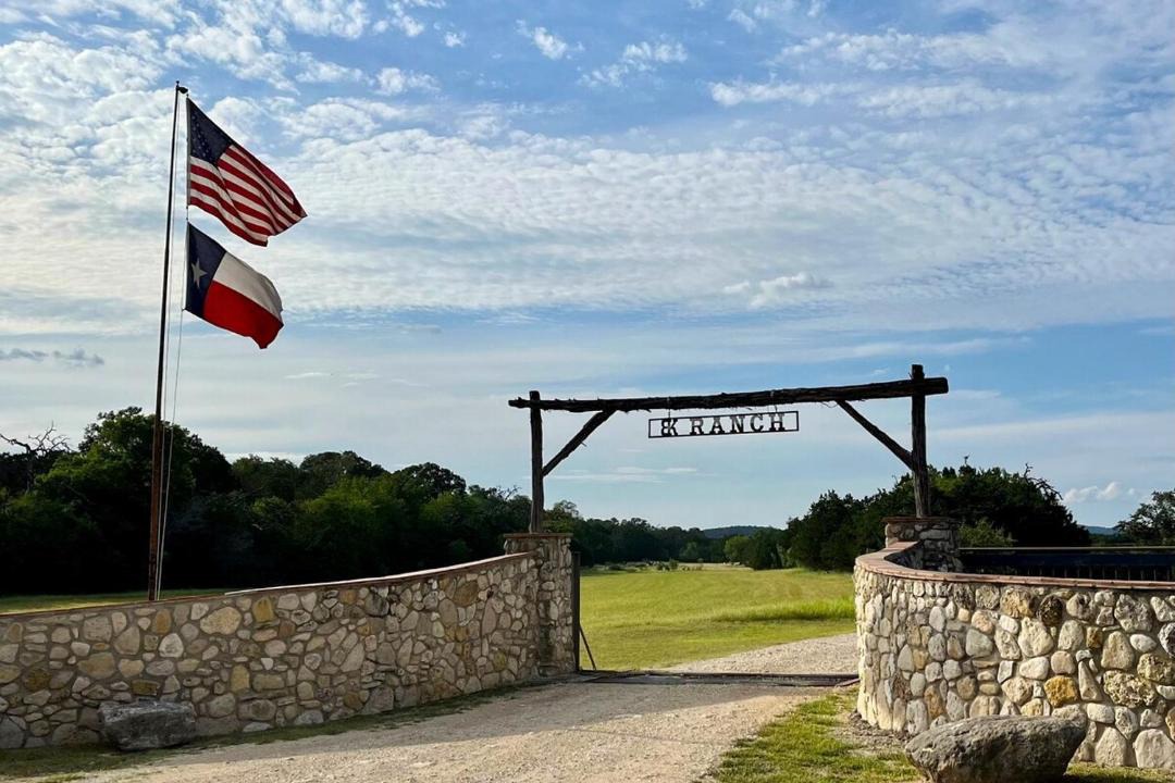 Photo of Others in Bandera