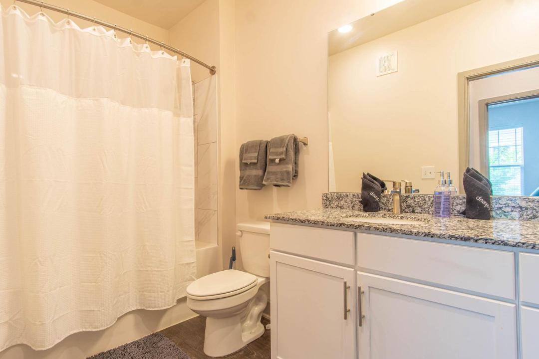 Photo of Bathroom in Buechel