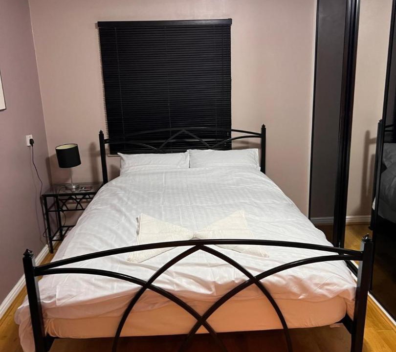 Photo of Bedroom in Longbridge