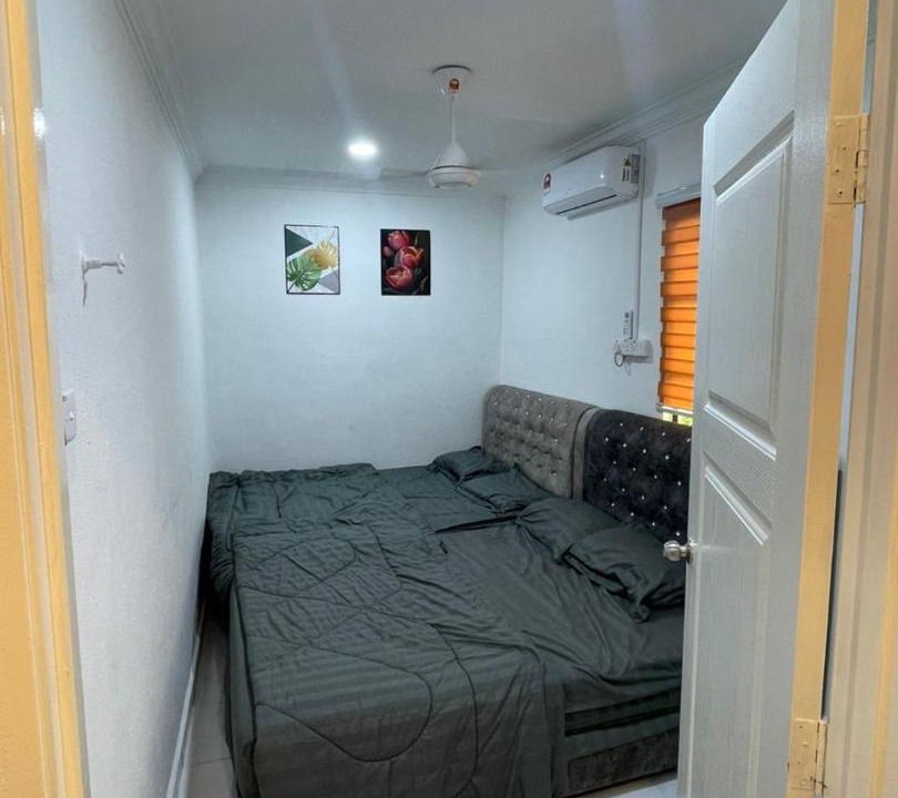 Photo of Bedroom in Kampung Merbau Patah