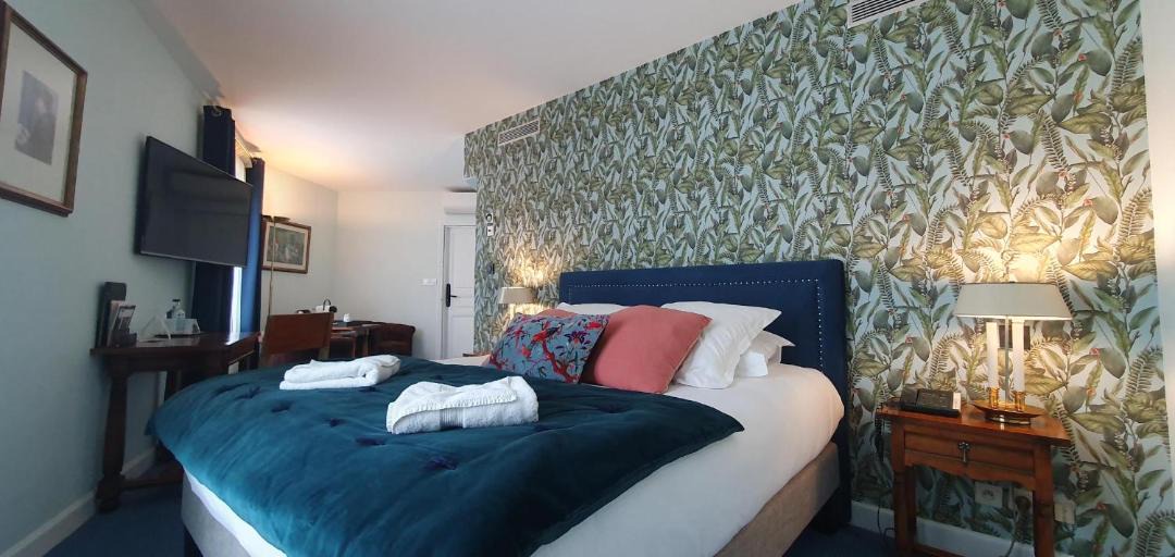 Photo of Bedroom in Tournus