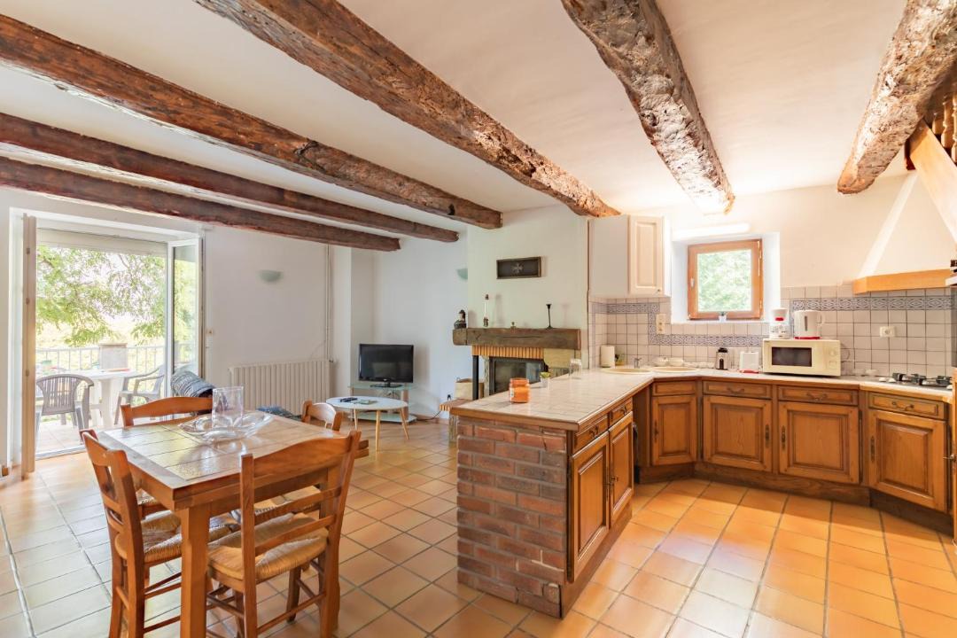 Photo of Kitchen in Montredon-Labessonnie