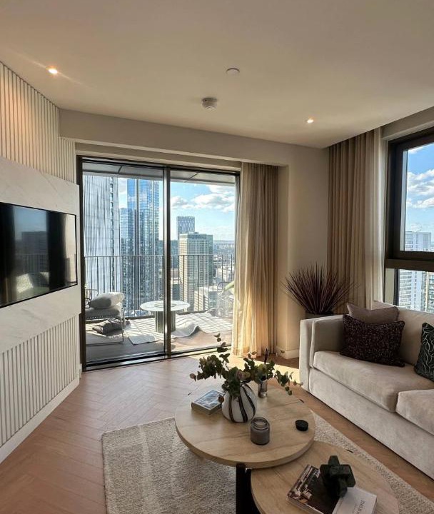 Photo of Others in Canary Wharf