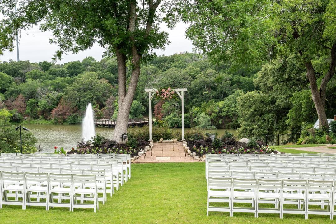 Photo of Others in Grapevine
