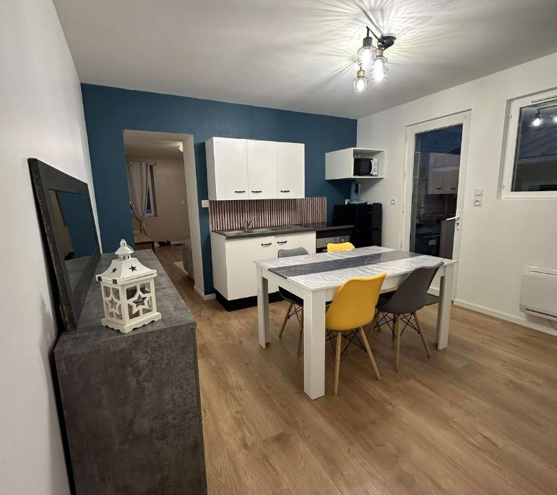 Photo of Others in Samer