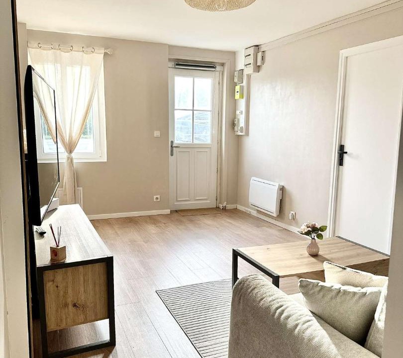 Photo of Others in Samer