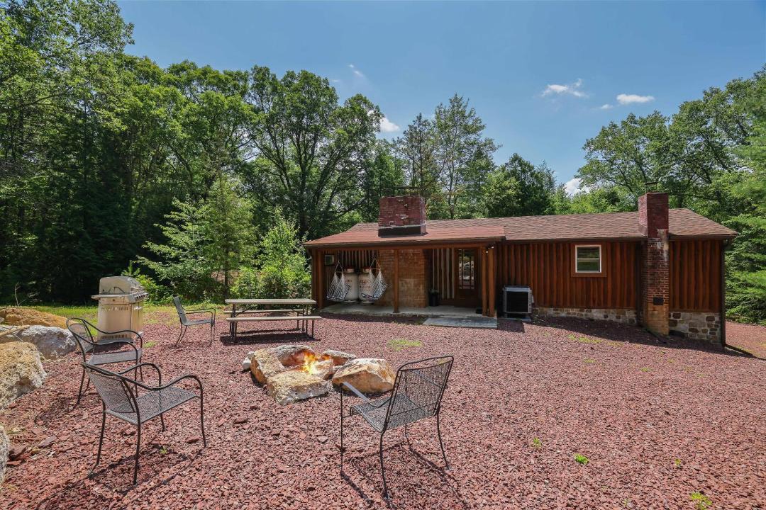 Photo of Others in Ashfield