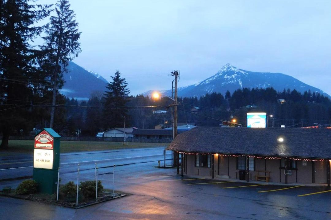 Photo of Others in Packwood