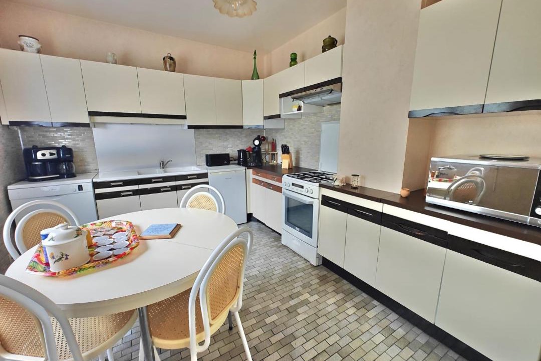 Photo of Kitchen in Darnets