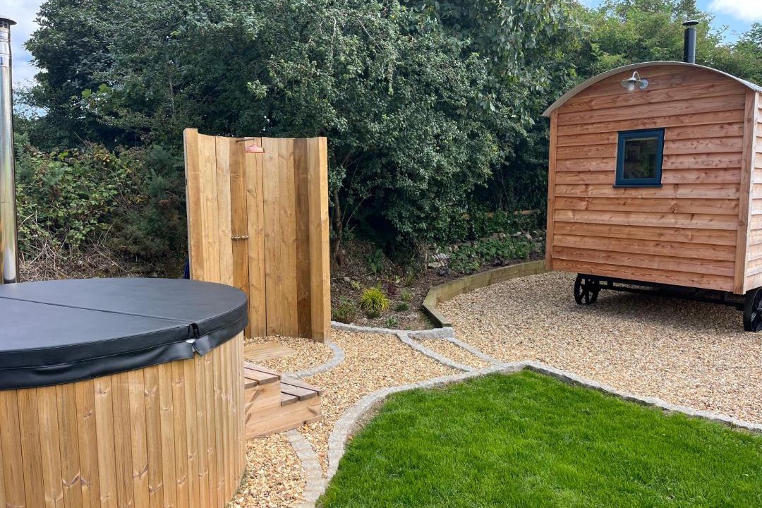 Photo of Others in Mabe