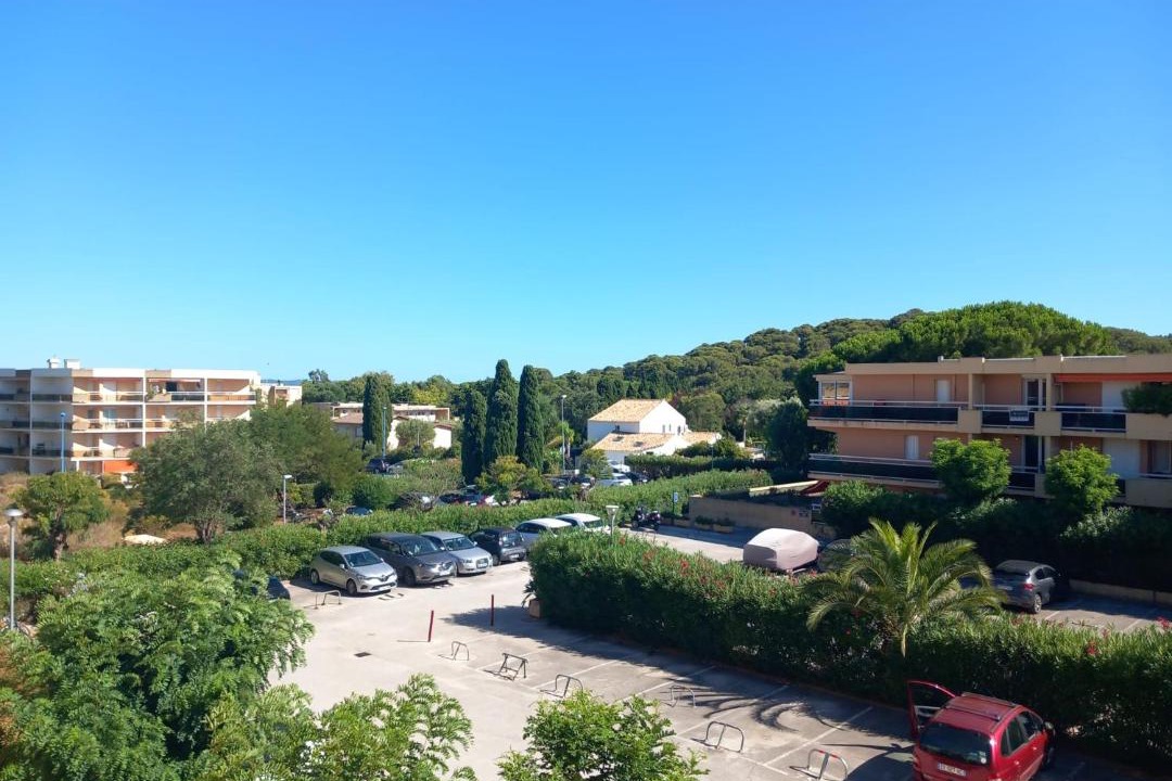 Photo of Others in La Faviere