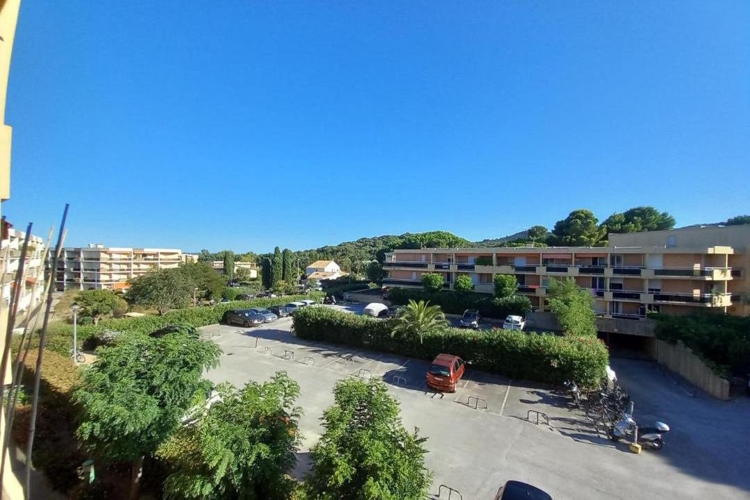 Photo of Others in La Faviere