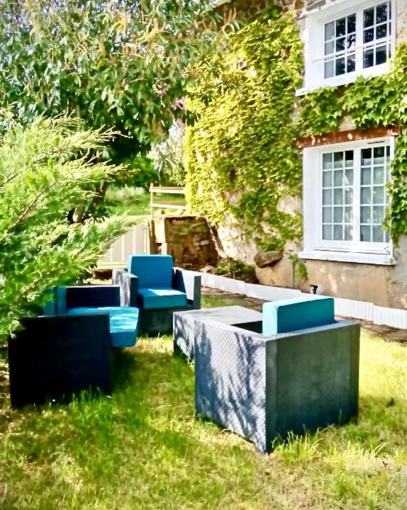 Photo of Others in Availles-Limouzine