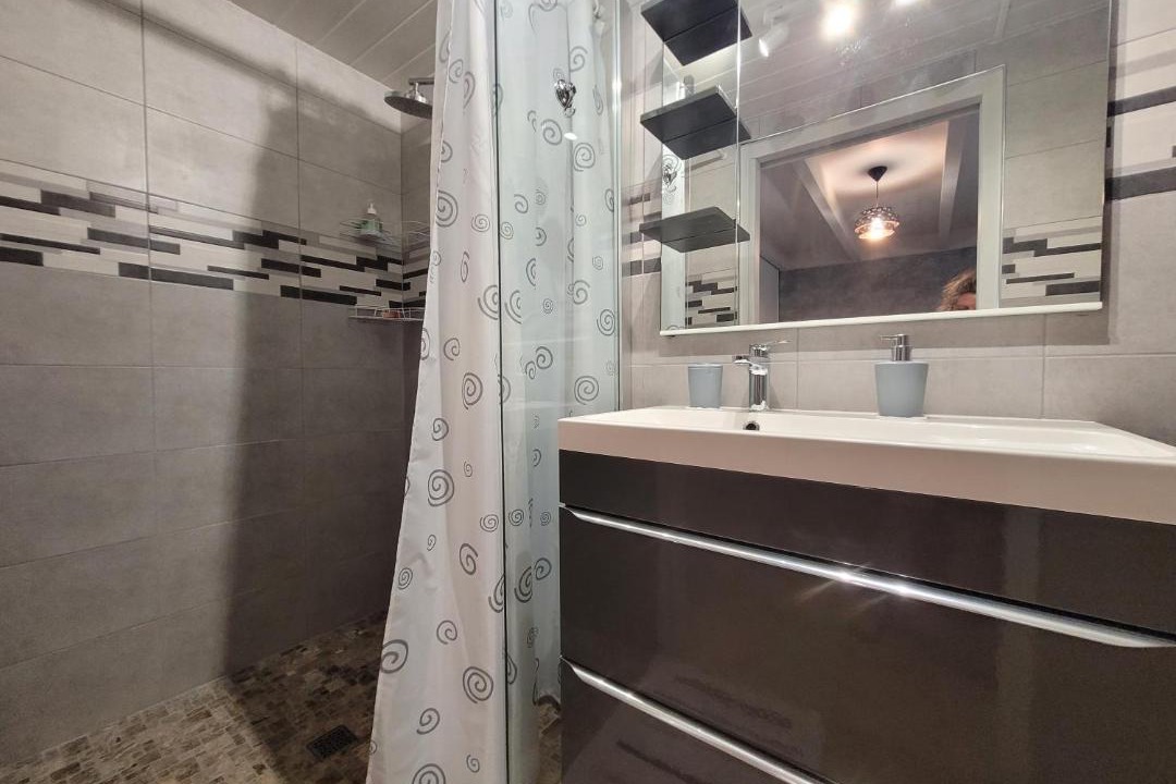 Photo of Bathroom in Saint-Arroumex