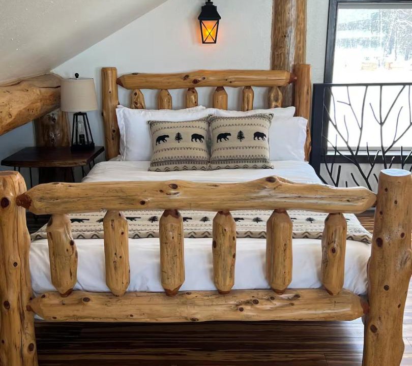 Photo of Bedroom in Trapper Creek