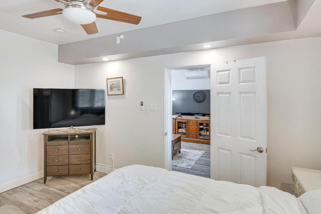 Photo of Bedroom in Thousand Oaks