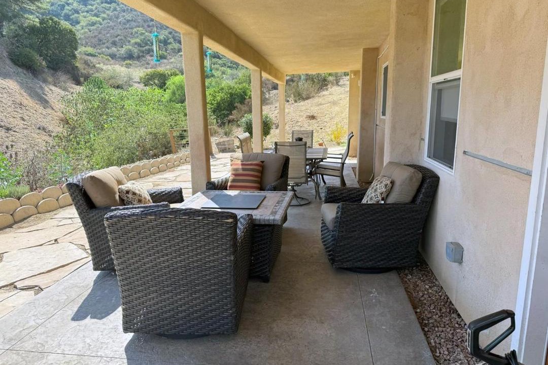 Photo of Patio Balcony in Thousand Oaks