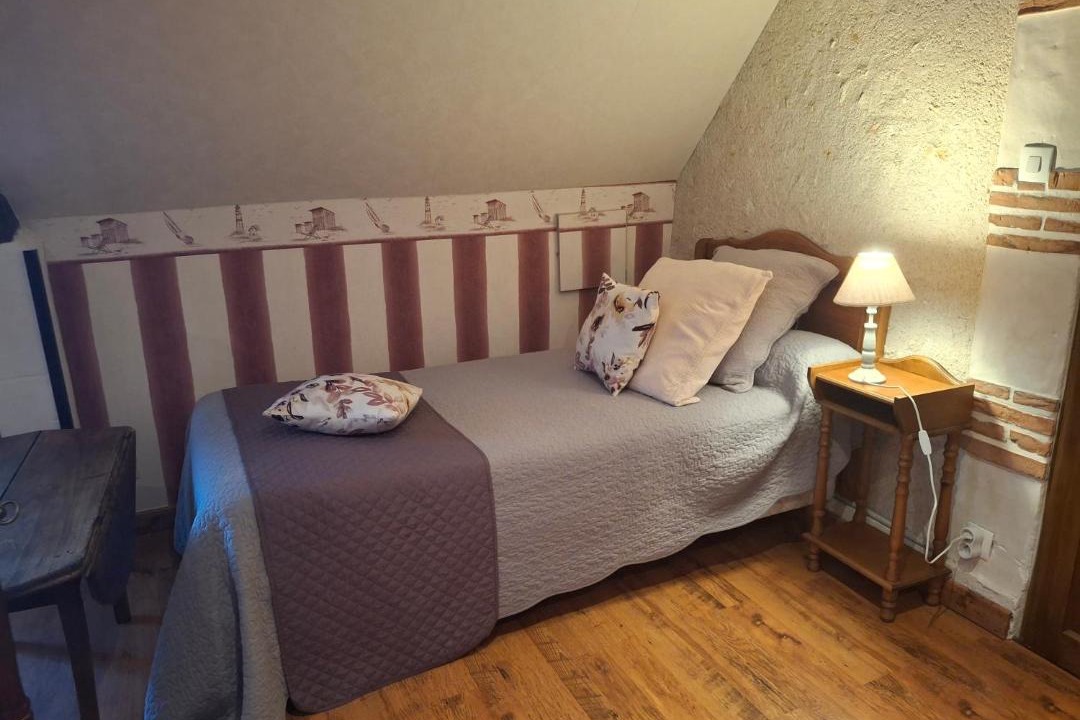 Photo of Bedroom in Naveil