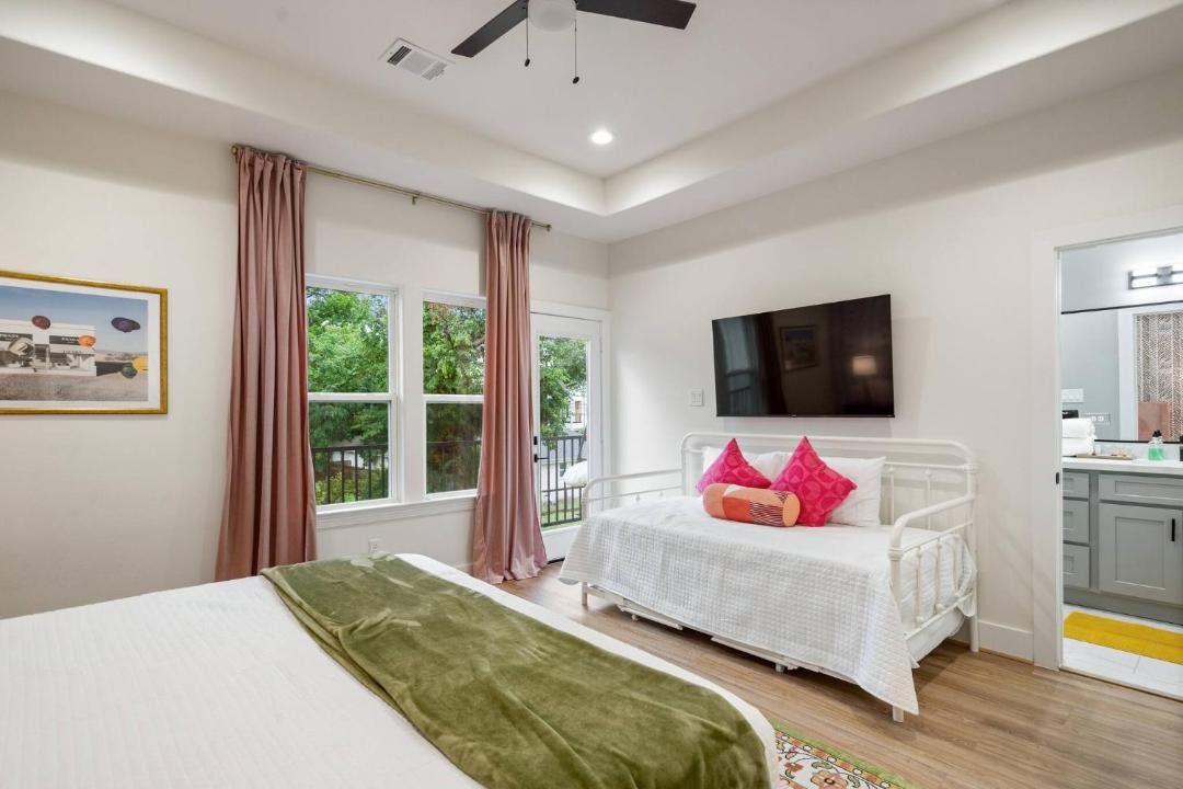 Photo of Bedroom in Greater Third Ward