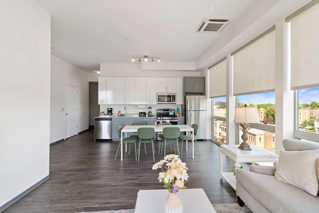 Photo of Others in Palmer Square