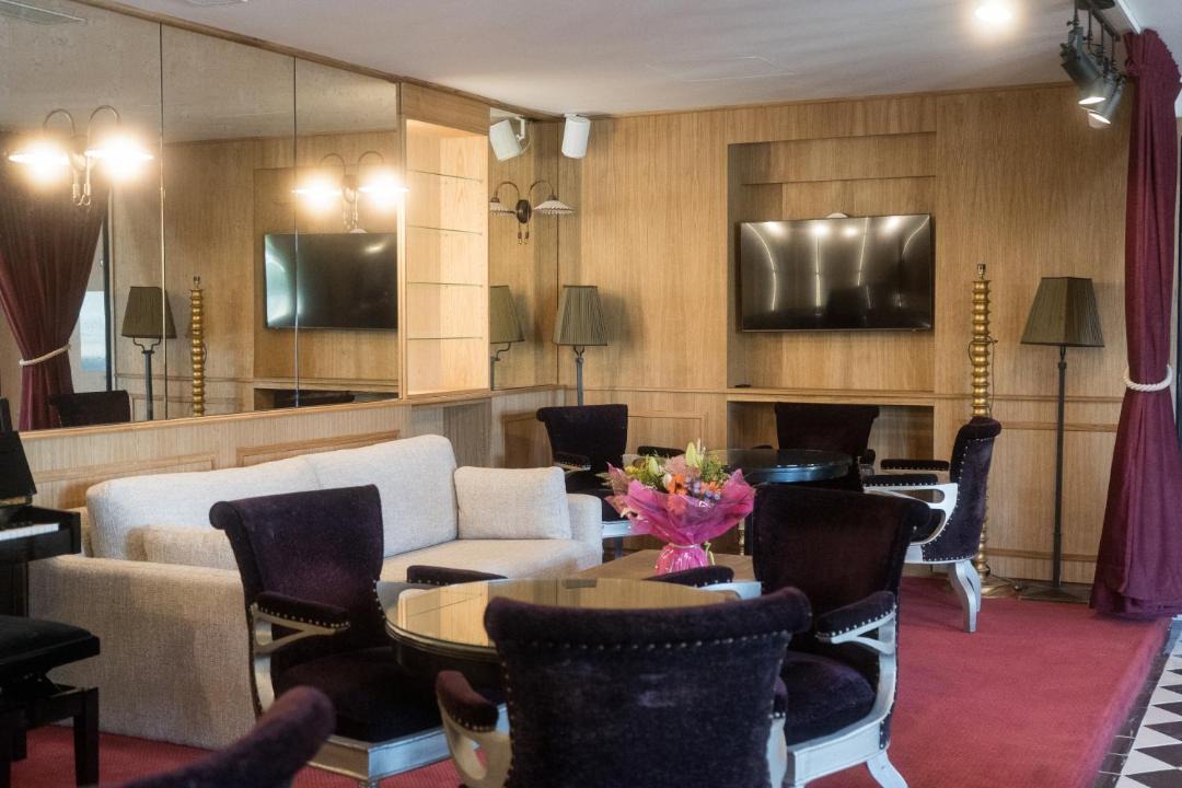 Photo of Others in Seranon