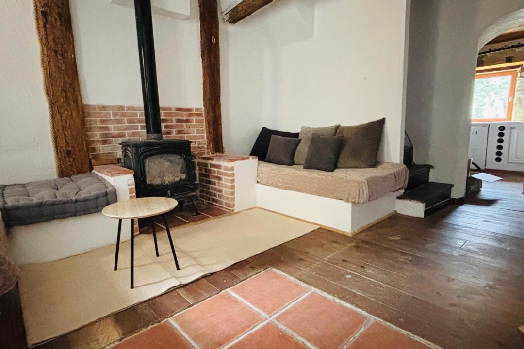 Photo of Others in Bonson