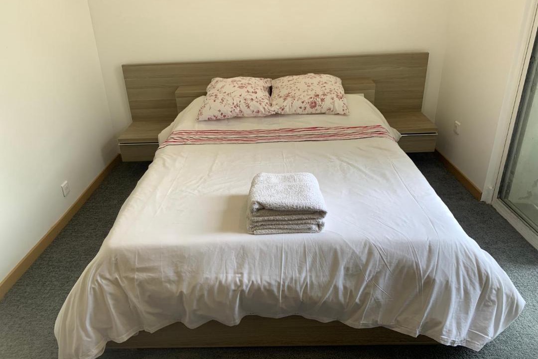 Photo of Others in Pons