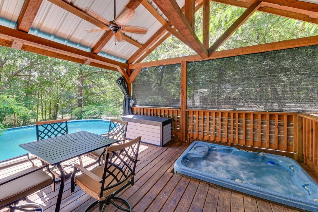 Photo of Patio Balcony in Gordonville
