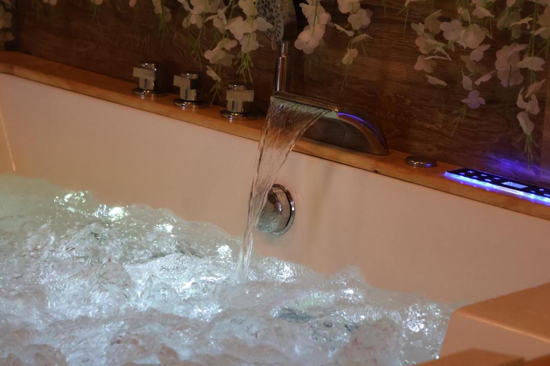 Photo of Bathroom in Port-de-Bouc