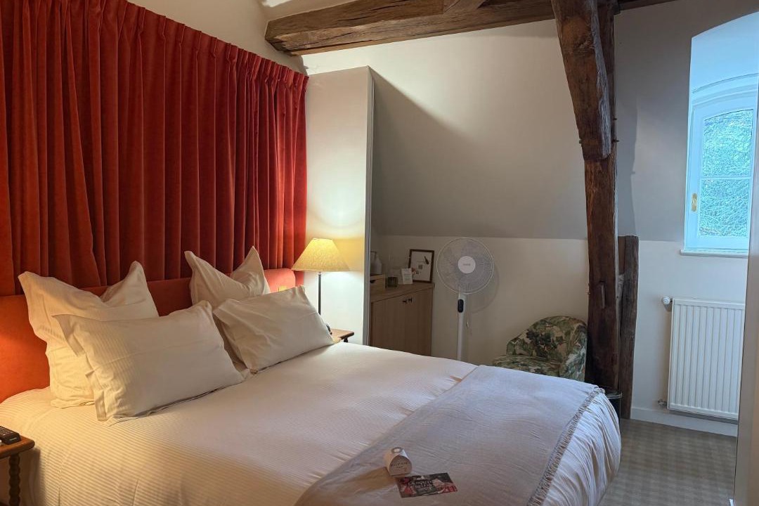Photo of Bedroom in Chambolle-Musigny
