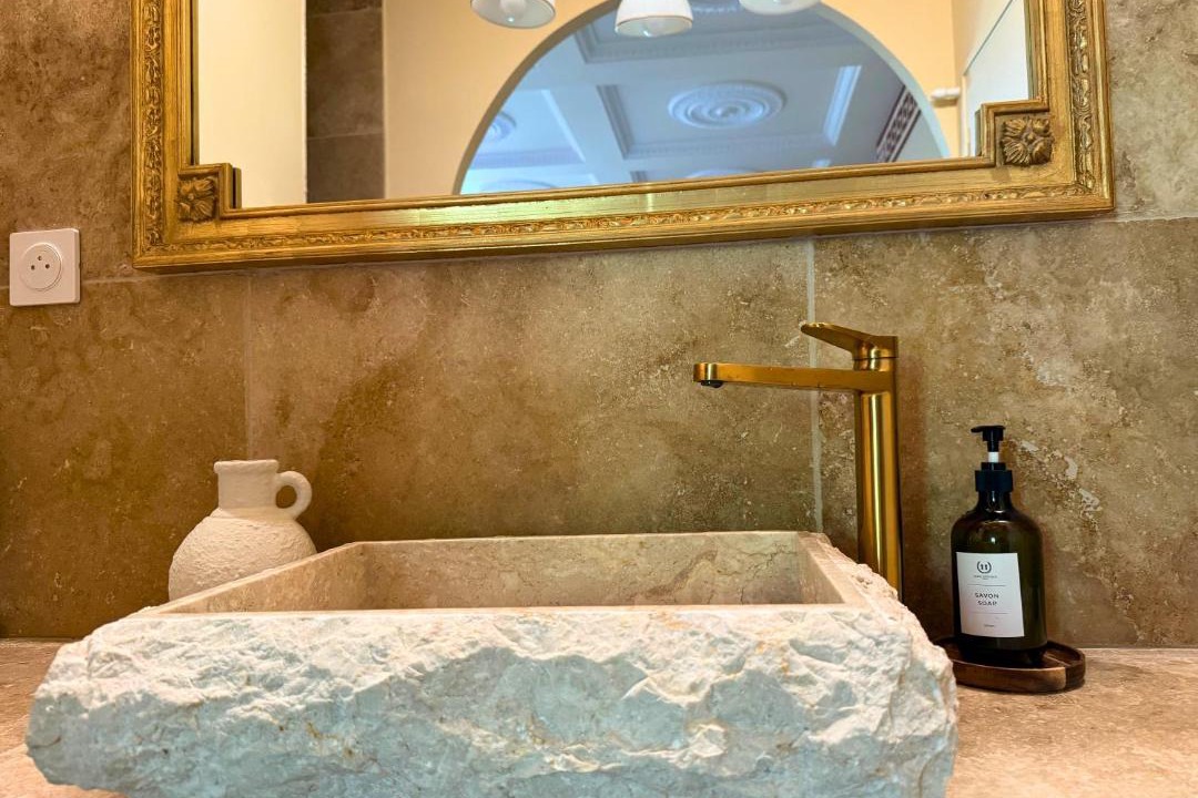 Photo of Bathroom in Dinan