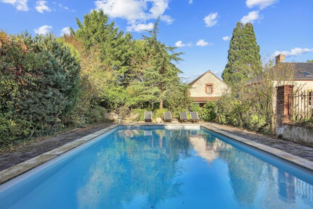 Photo of Others in Beauchamps-sur-Huillard