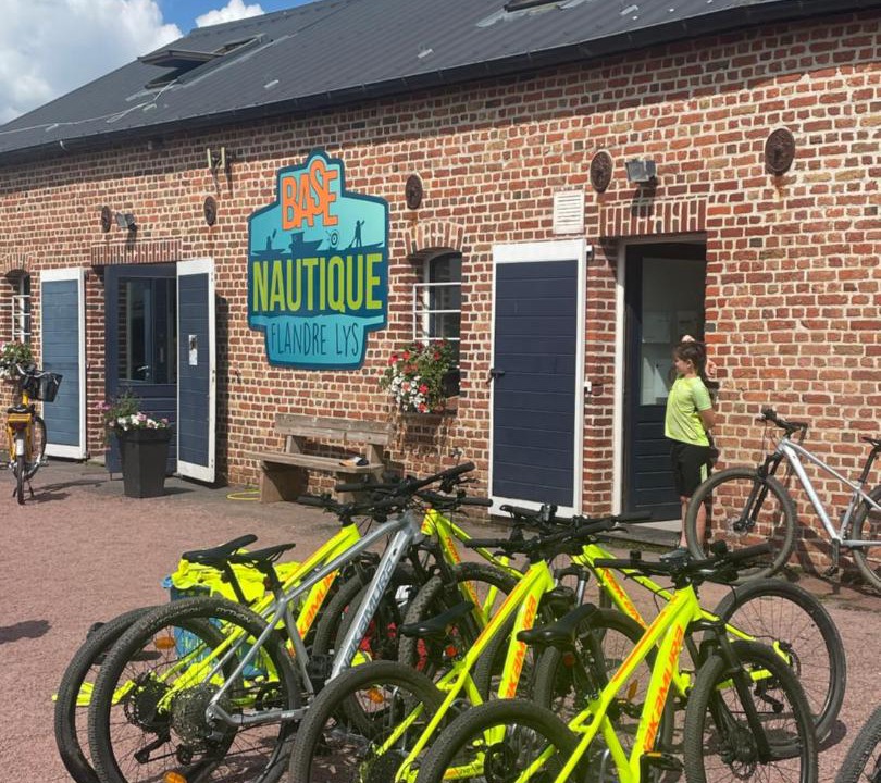 Photo of Others in Saint-Venant