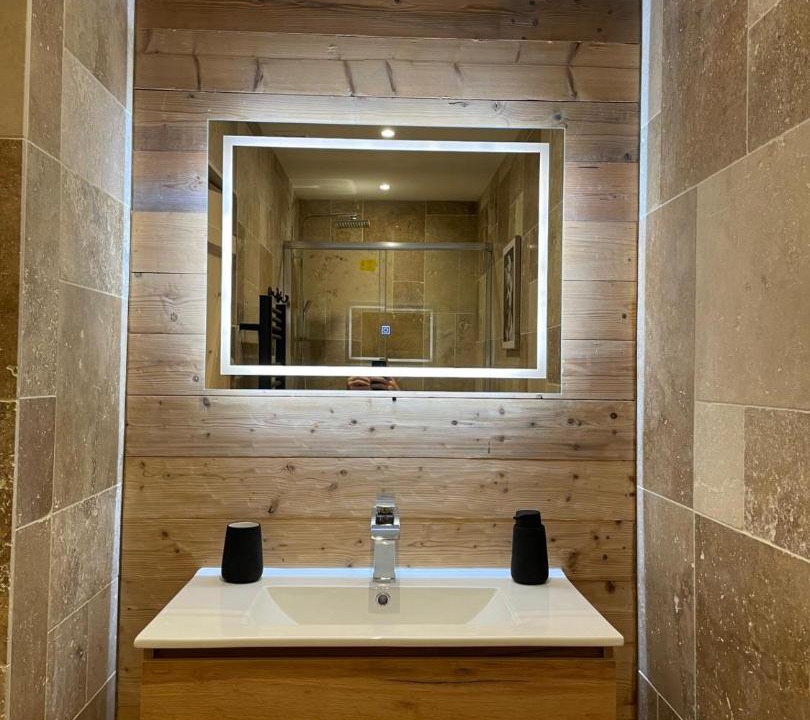 Photo of Bathroom in Bellecombe-en-Beauges