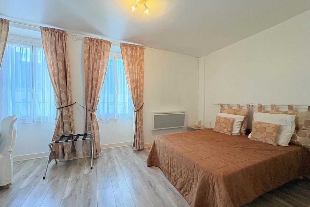 Photo of Bedroom in Courtenay