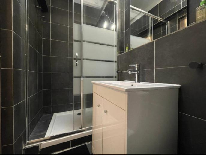 Photo of Bathroom in Fontainebleau