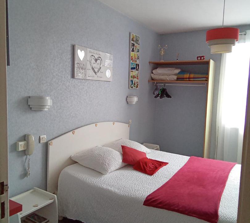 Photo of Bedroom in Limoux