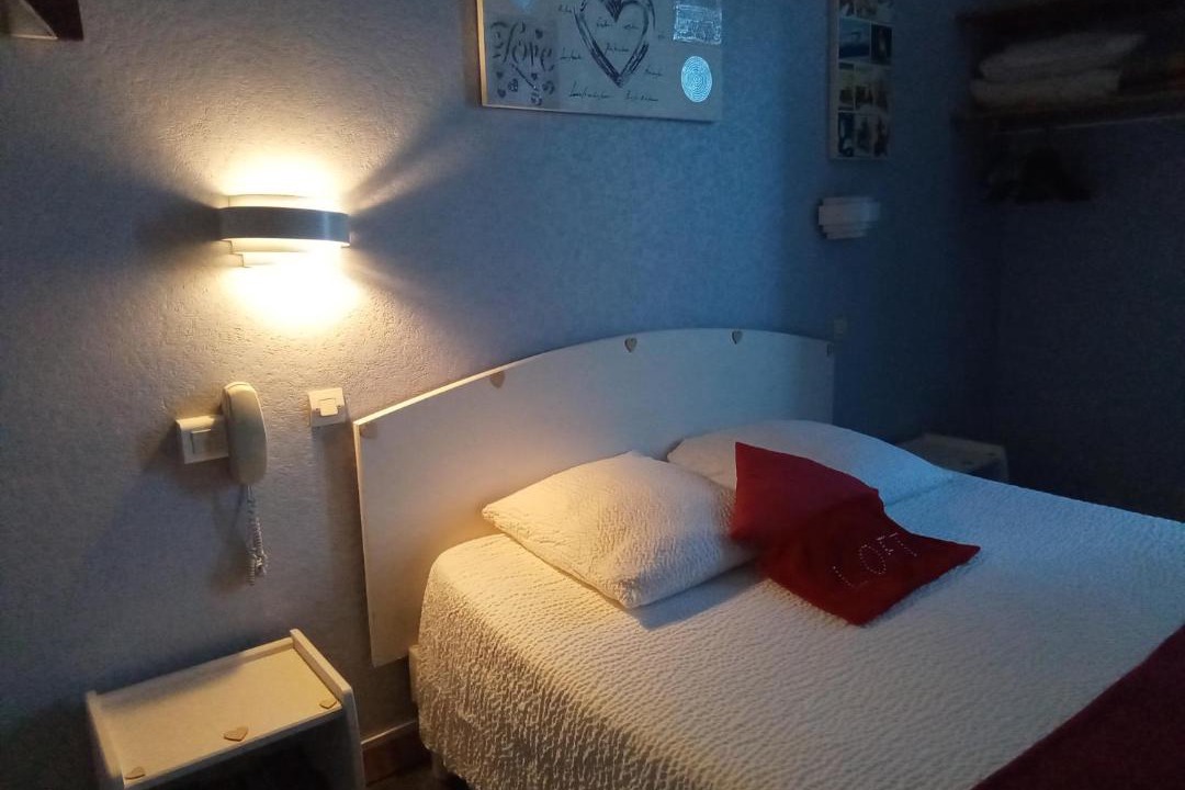 Photo of Bedroom in Limoux