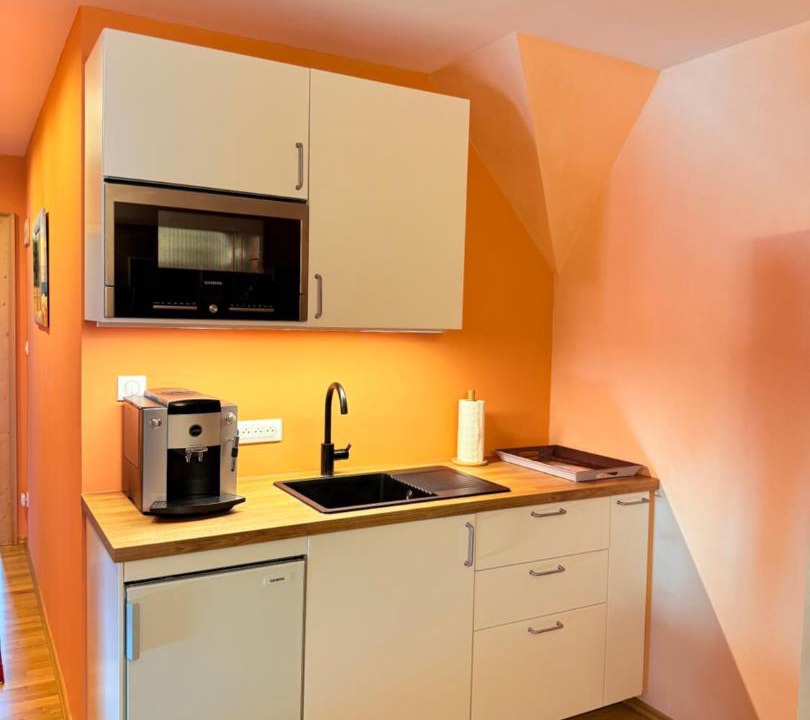 Photo of Others in Thanville