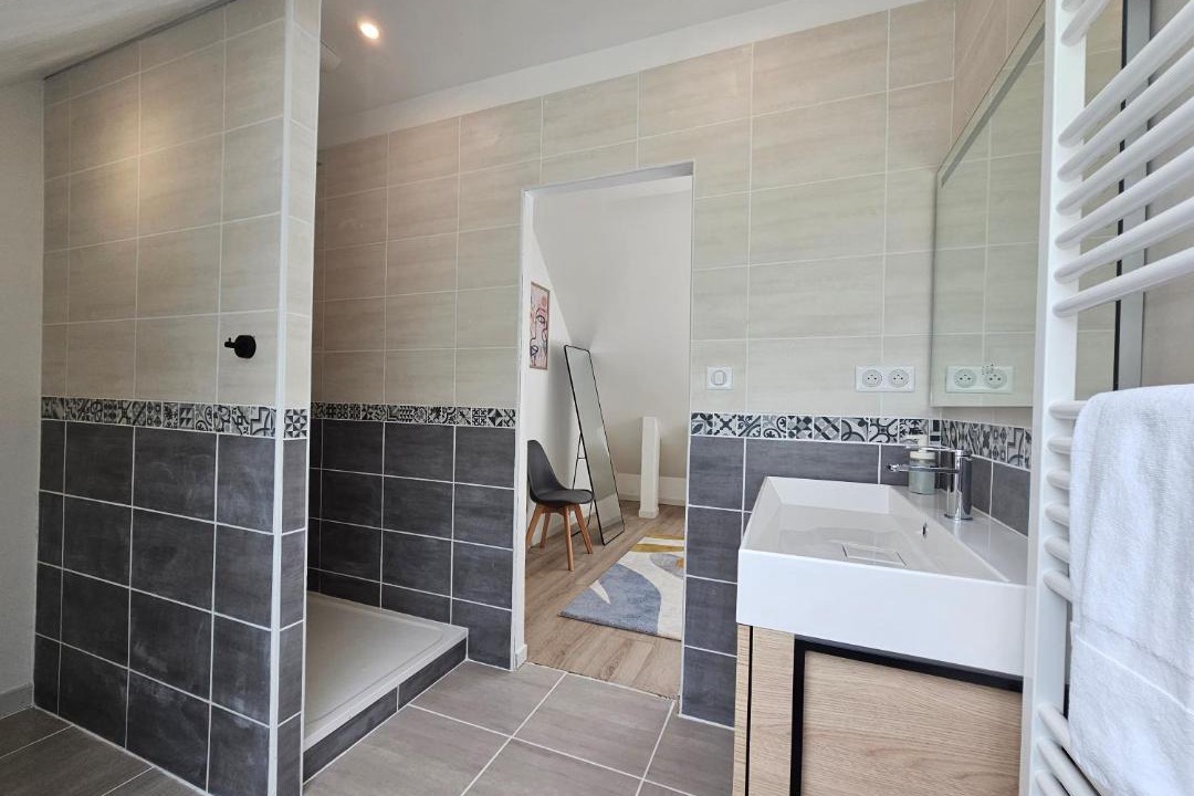 Photo of Bathroom in Guichen