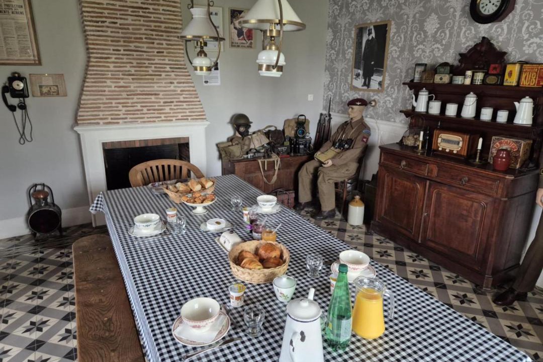 Photo of Others in Auxais