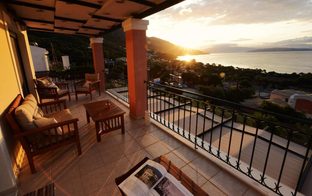 Photo of Patio Balcony in Barbati