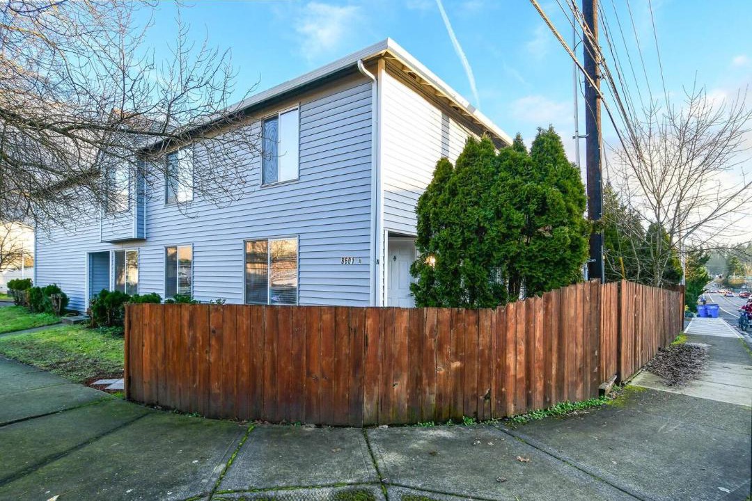 Photo of Others in Vancouver