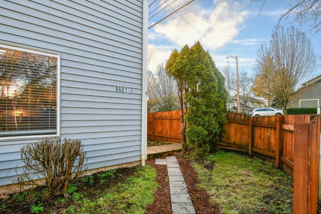 Photo of Others in Vancouver