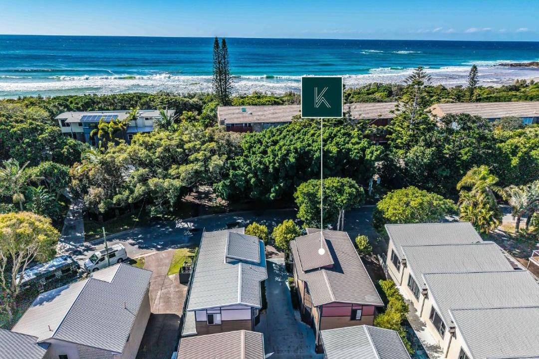 Photo of Others in Hastings Point