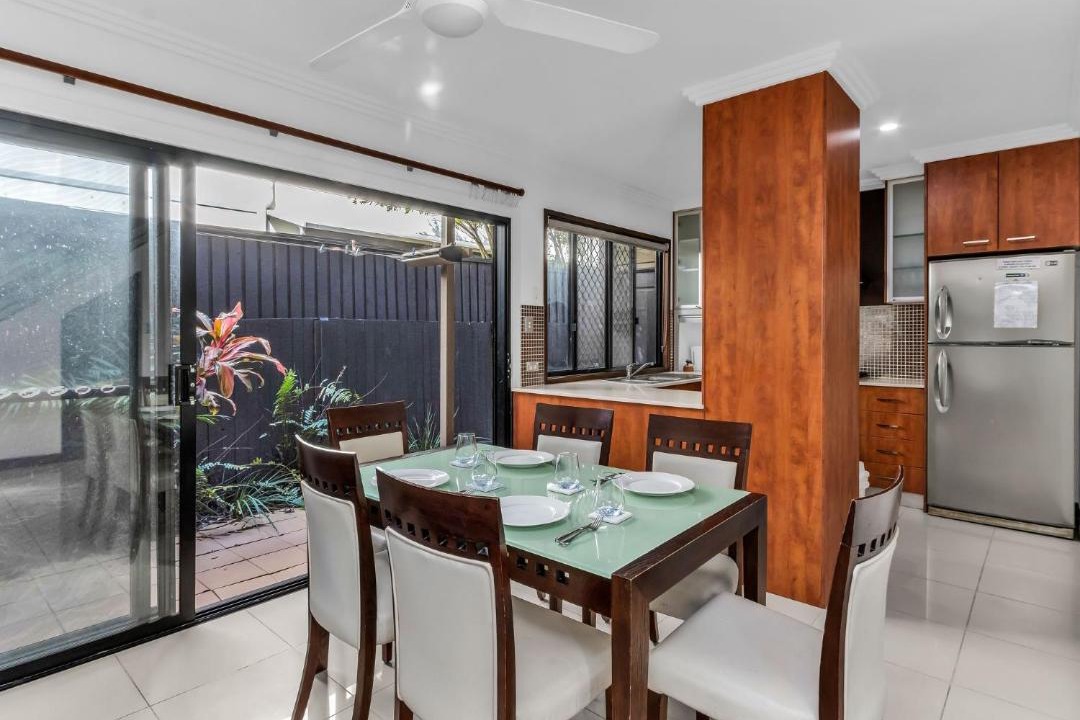 Photo of Others in Hastings Point